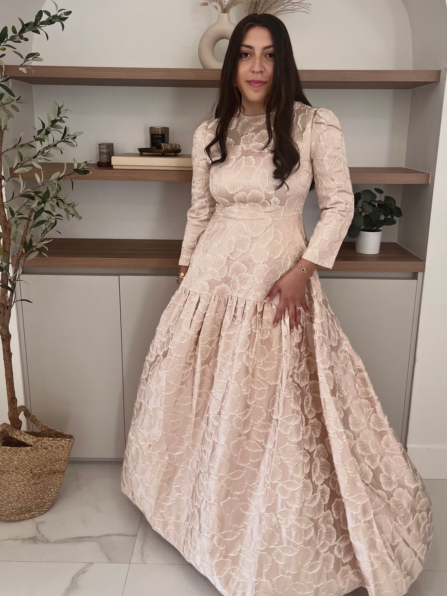 Hadar Gown