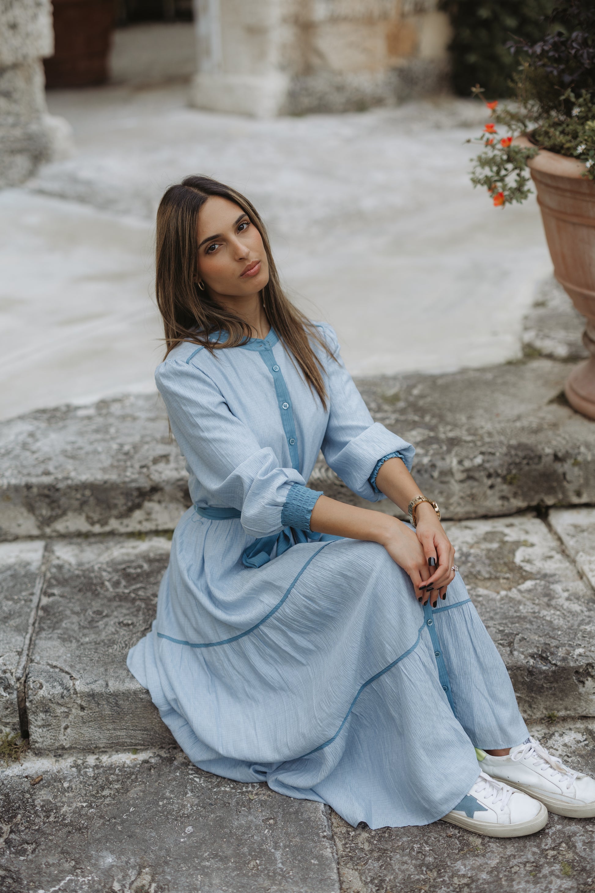 Blue Contrast Tie Dress - L Blue Contrast Tie Dress - L